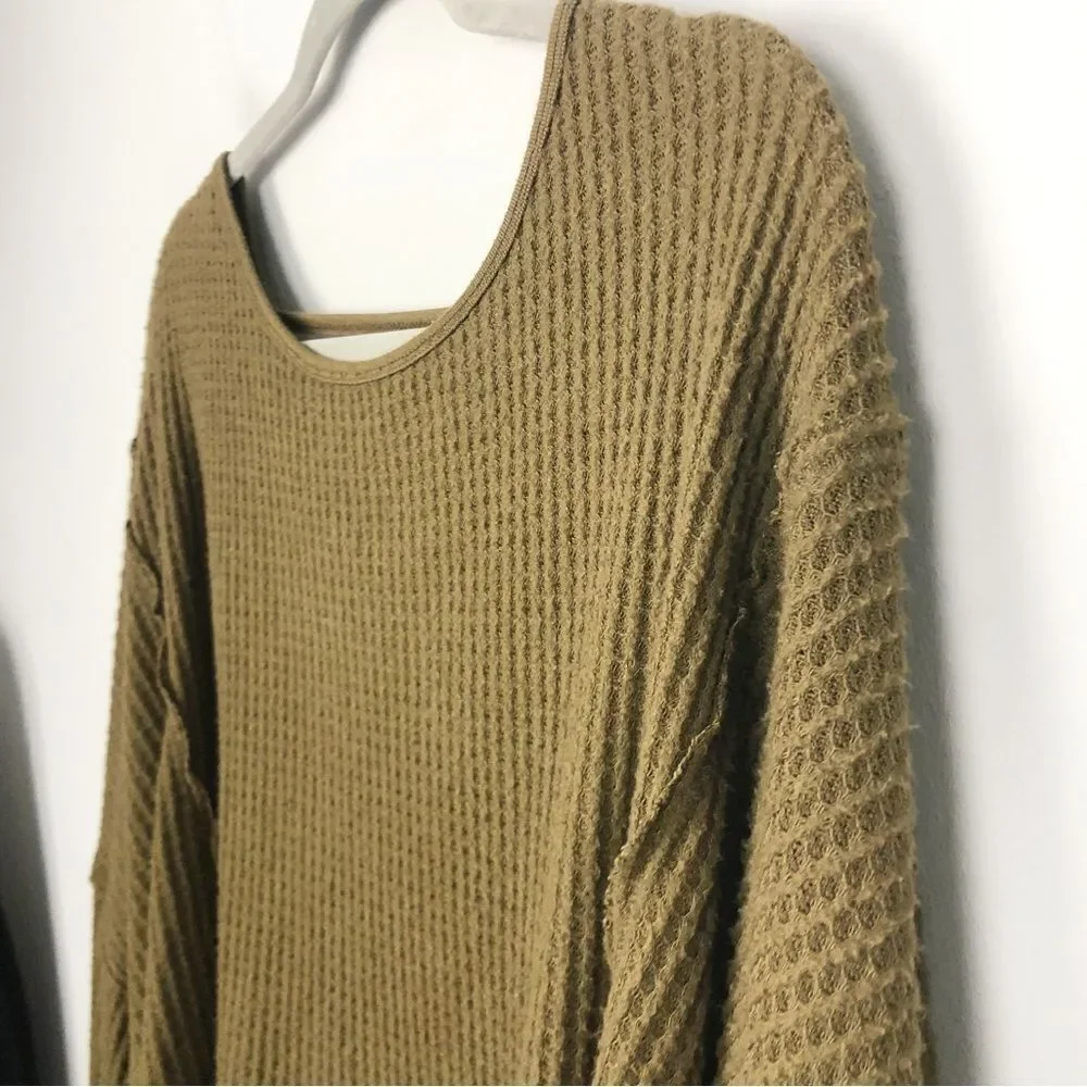 FREE PEOPLE | WE THE FREE Dark Green Waffle Thermal Cutout Top Women’s Size S